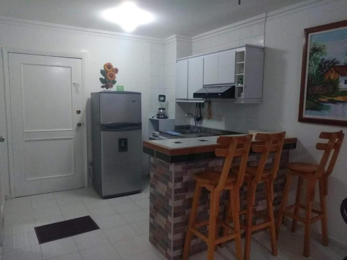 Acogedor Apartamento A 15 Metros Del Mar Santa Marta  Exterior photo